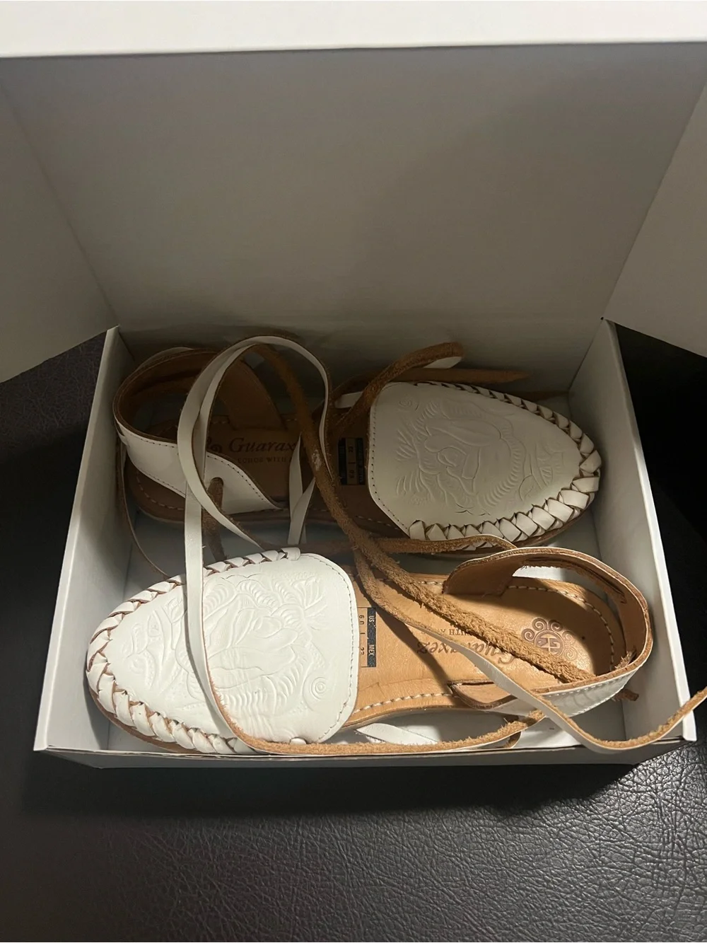 Guaraxez Rosalinda Lace-Up White Leather Flats.